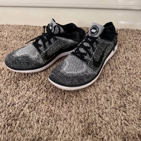 Nike Shoes - Nike Black and White Knit Sneakers